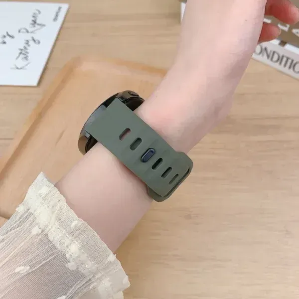 Premium Silicone Watch Strap for Smartwatch – 20mm & 22mm Soft Sport Band