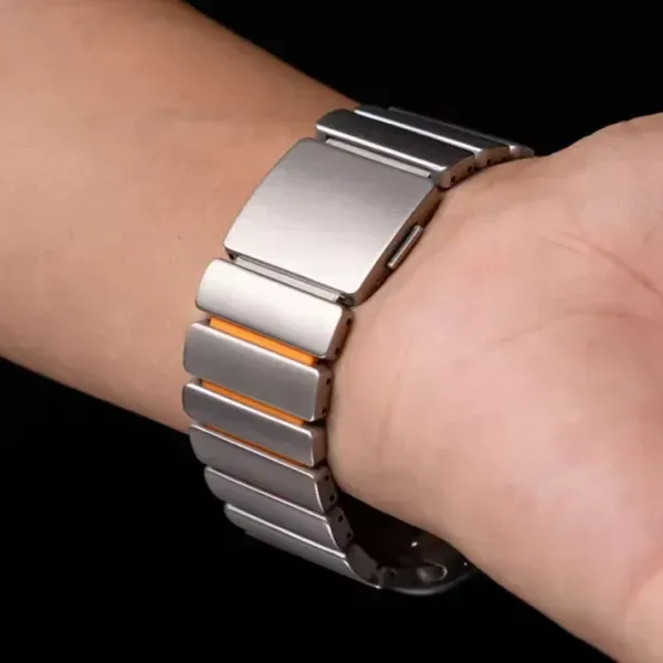 Titanium Magnetic Strap for Apple Watch Ultra (49mm) – DLC Coated, FKM Interior Links